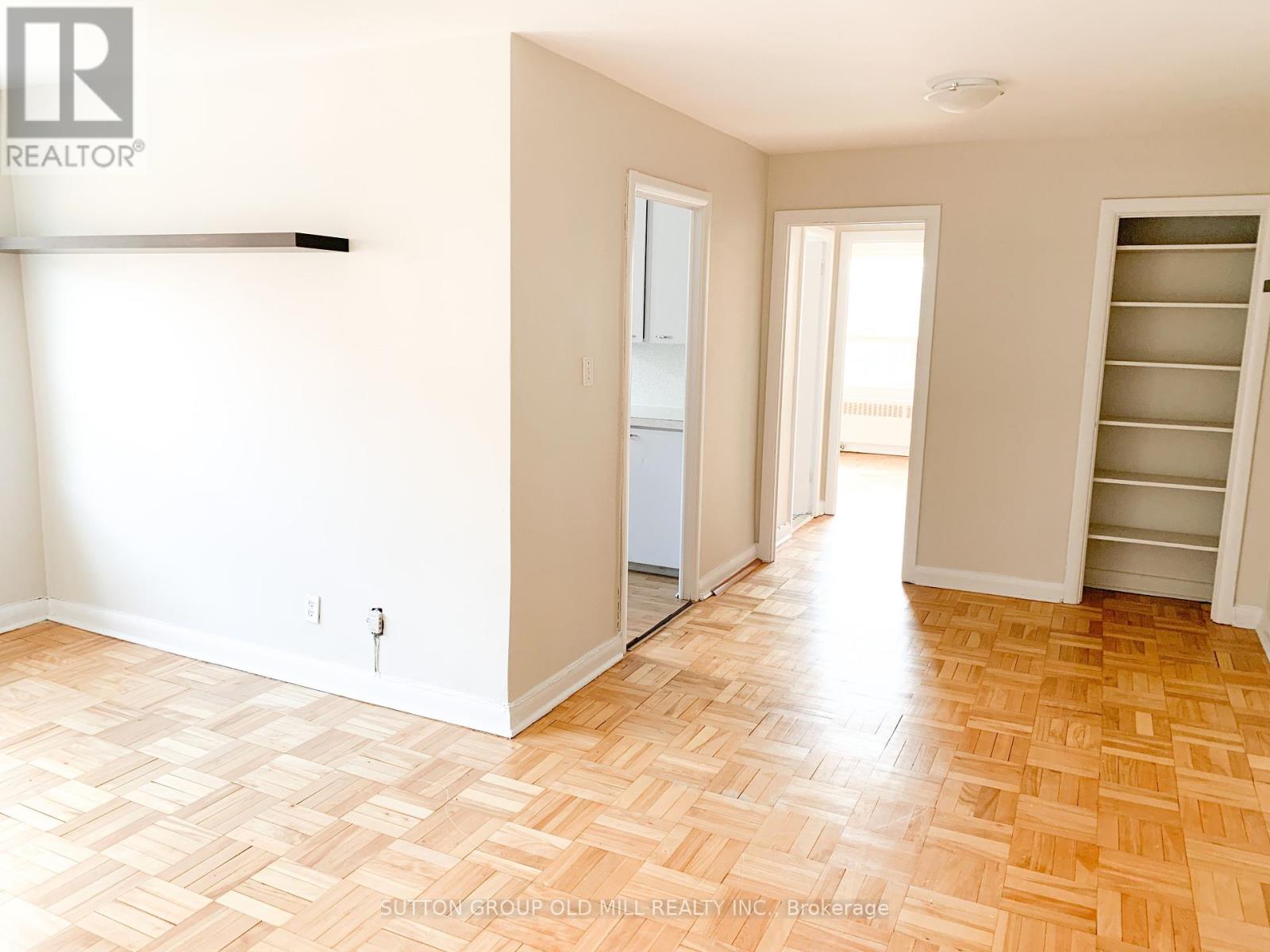 7 - 2846 BLOOR STREET W