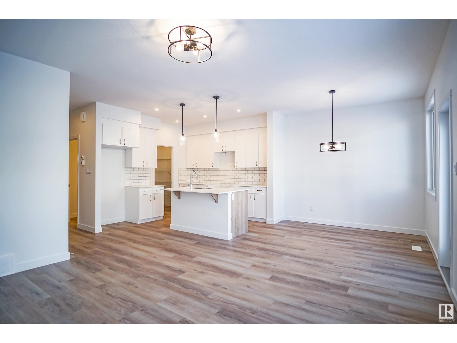 17420 7 ST NE