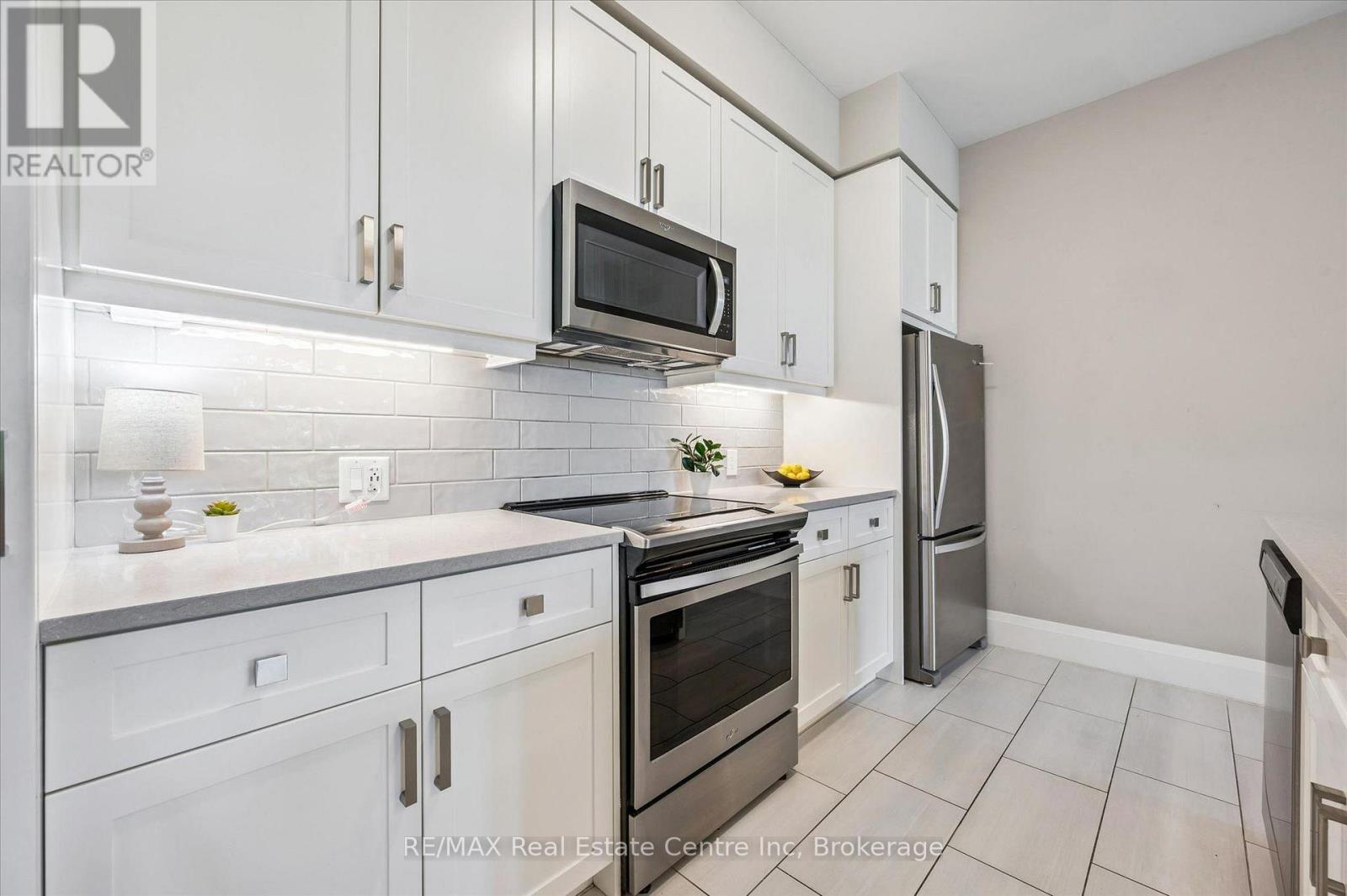 103 - 73 ARTHUR STREET S