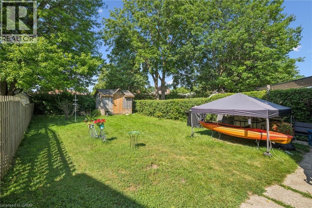 264 NORTHLAKE Drive Unit# A