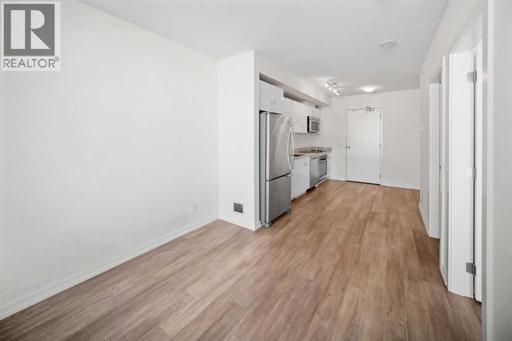 805, 450 8 Avenue SE