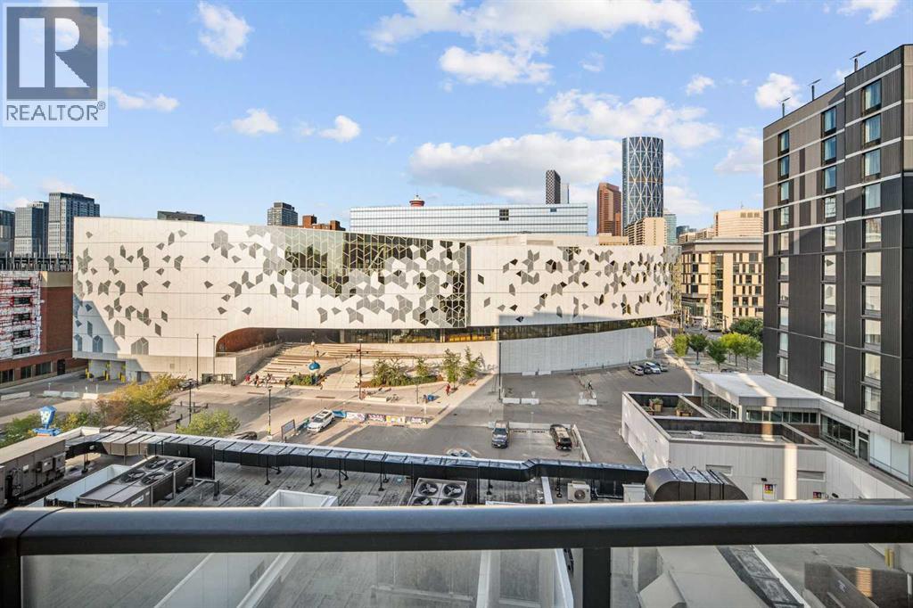 805, 450 8 Avenue SE