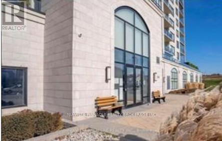 813 - 240 VILLAGEWALK BOULEVARD