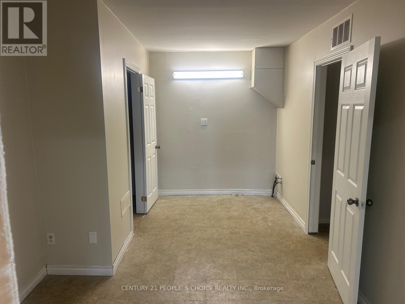 179 MAIN STREET W