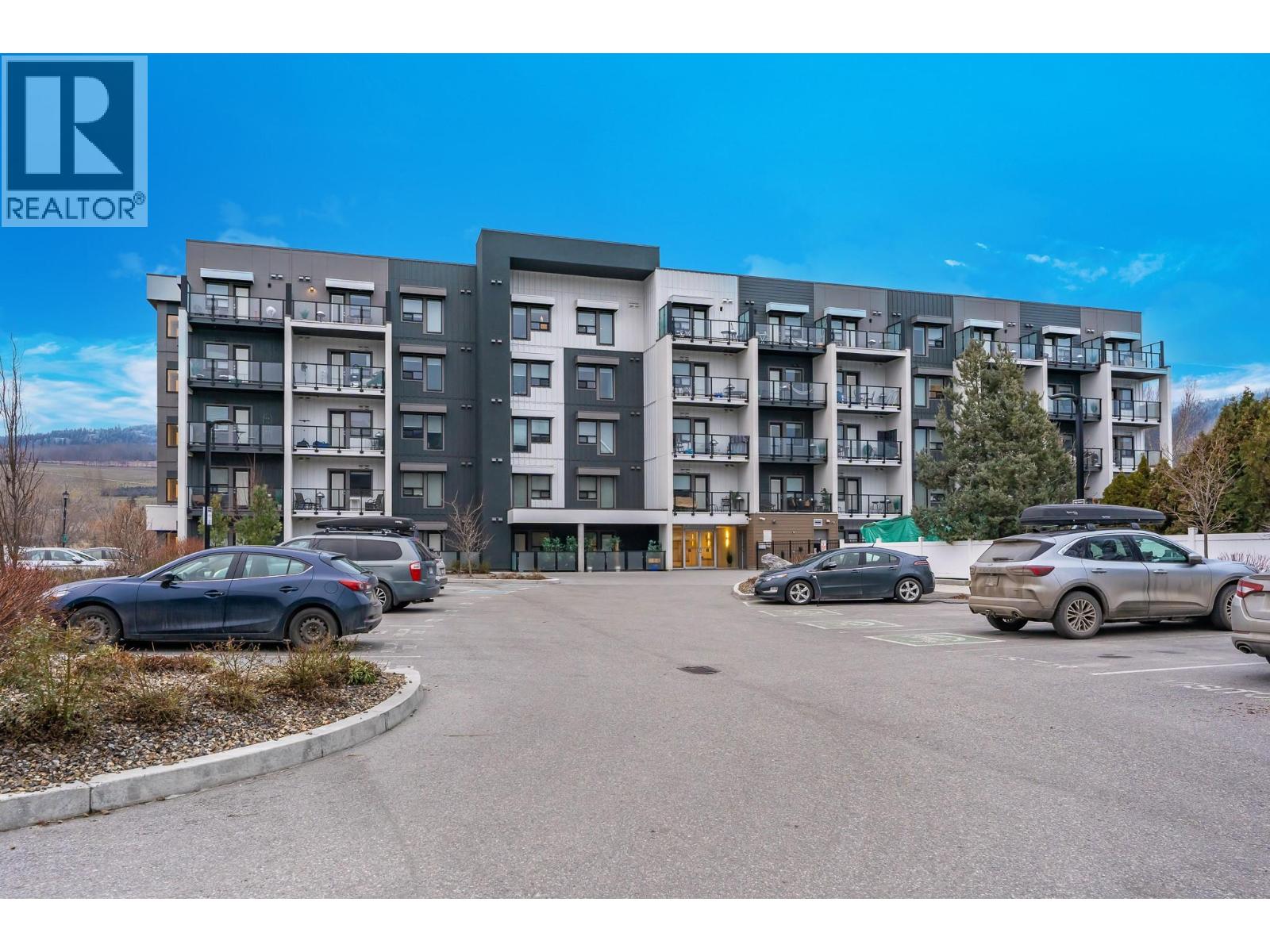 2555 Lakeshore Road Unit# 310
