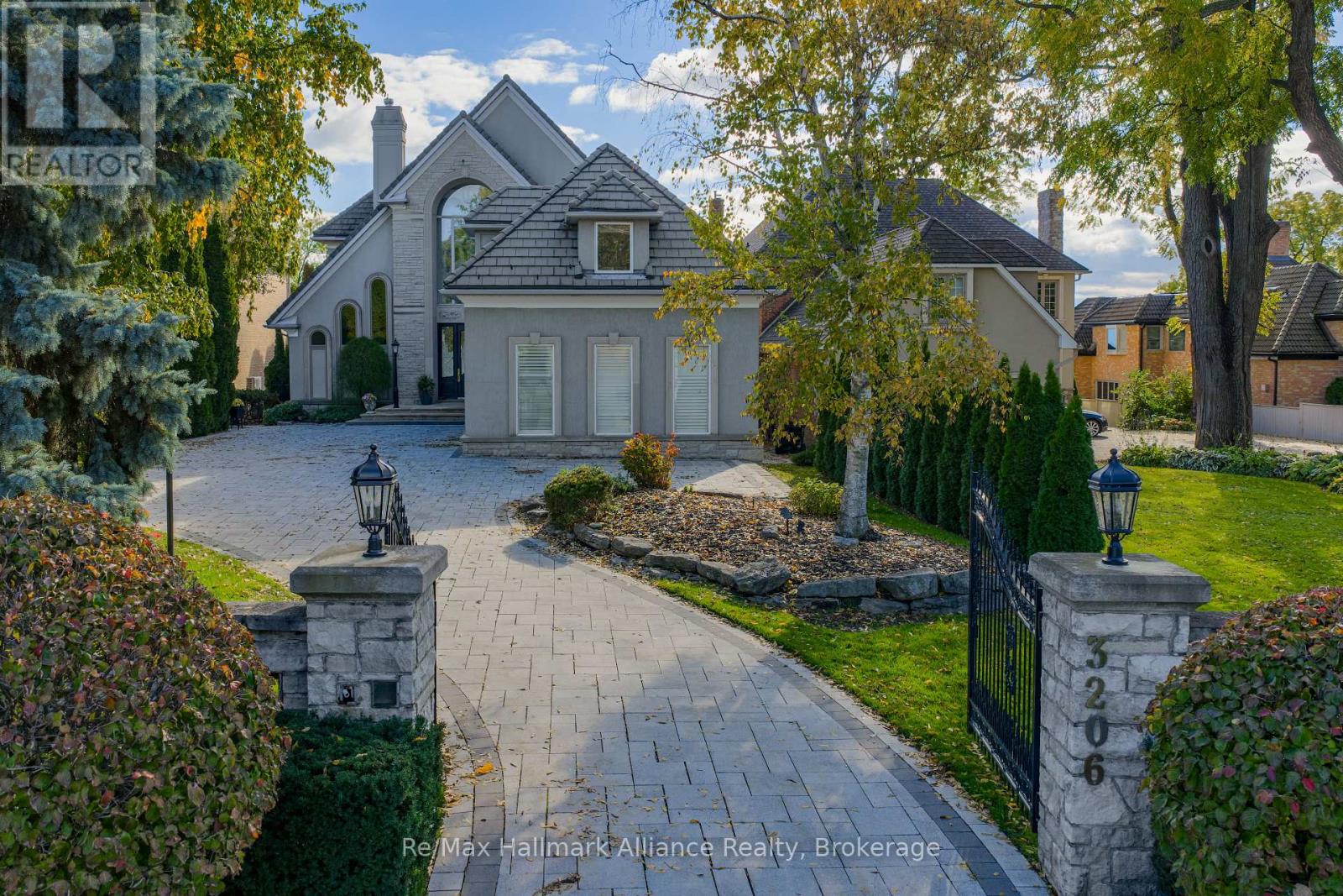 3206 SHORELINE DRIVE