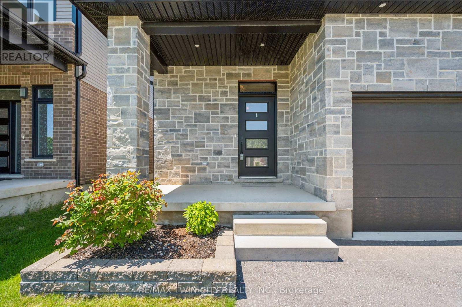 207 TIMBER TRAIL ROAD