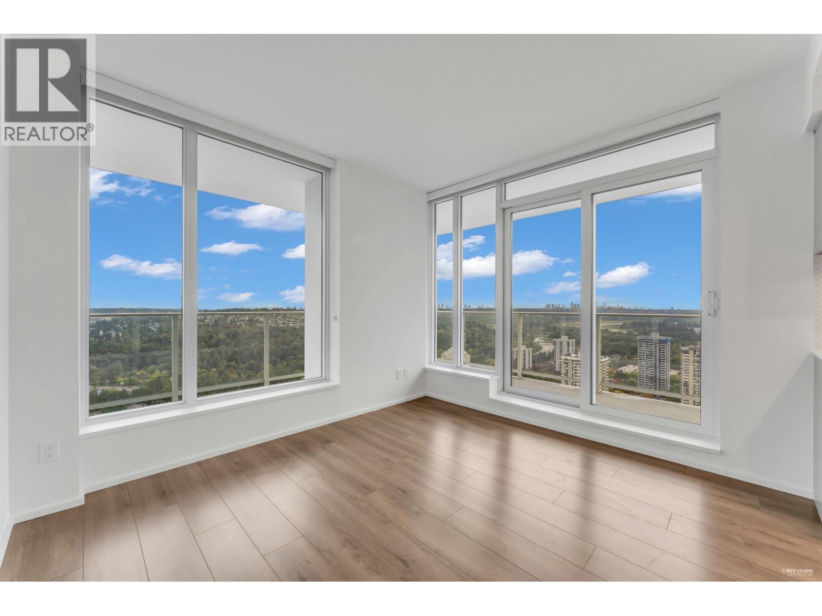 3407 3833 EVERGREEN PLACE