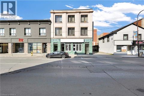 44-46 DALHOUSIE Street Brantford ON N3T2H8