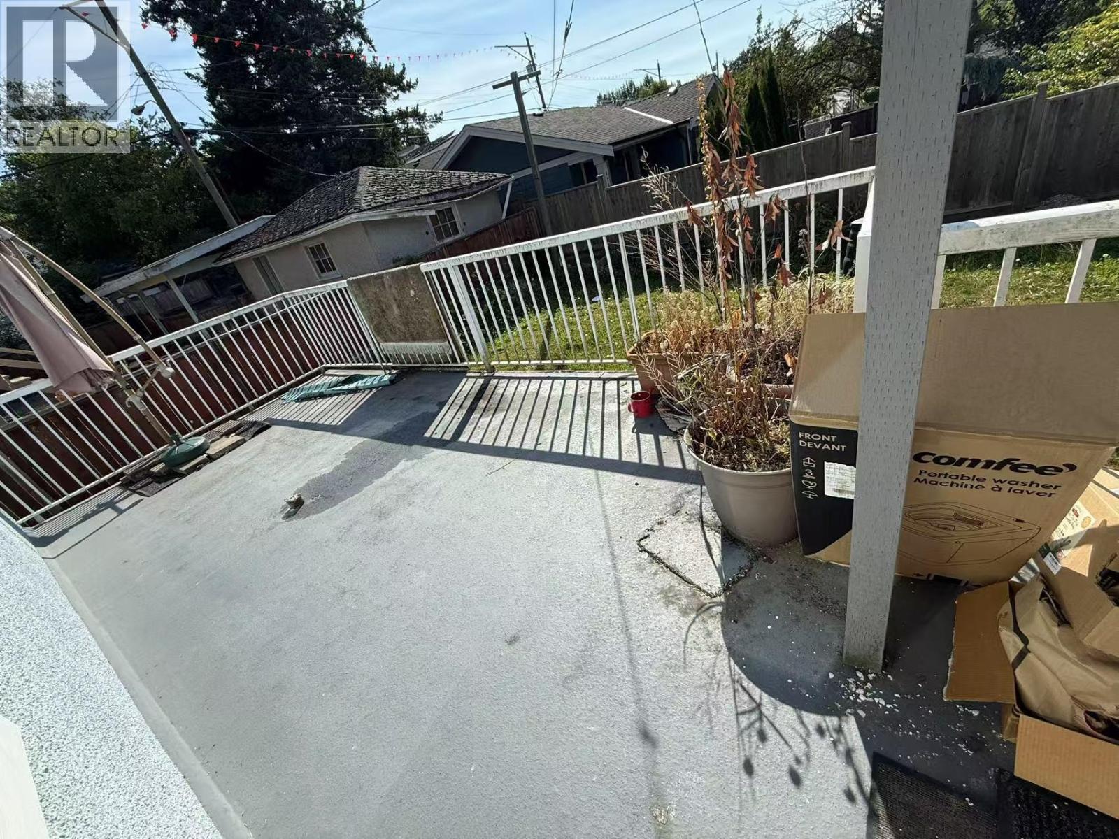 4825 COMMERCIAL STREET