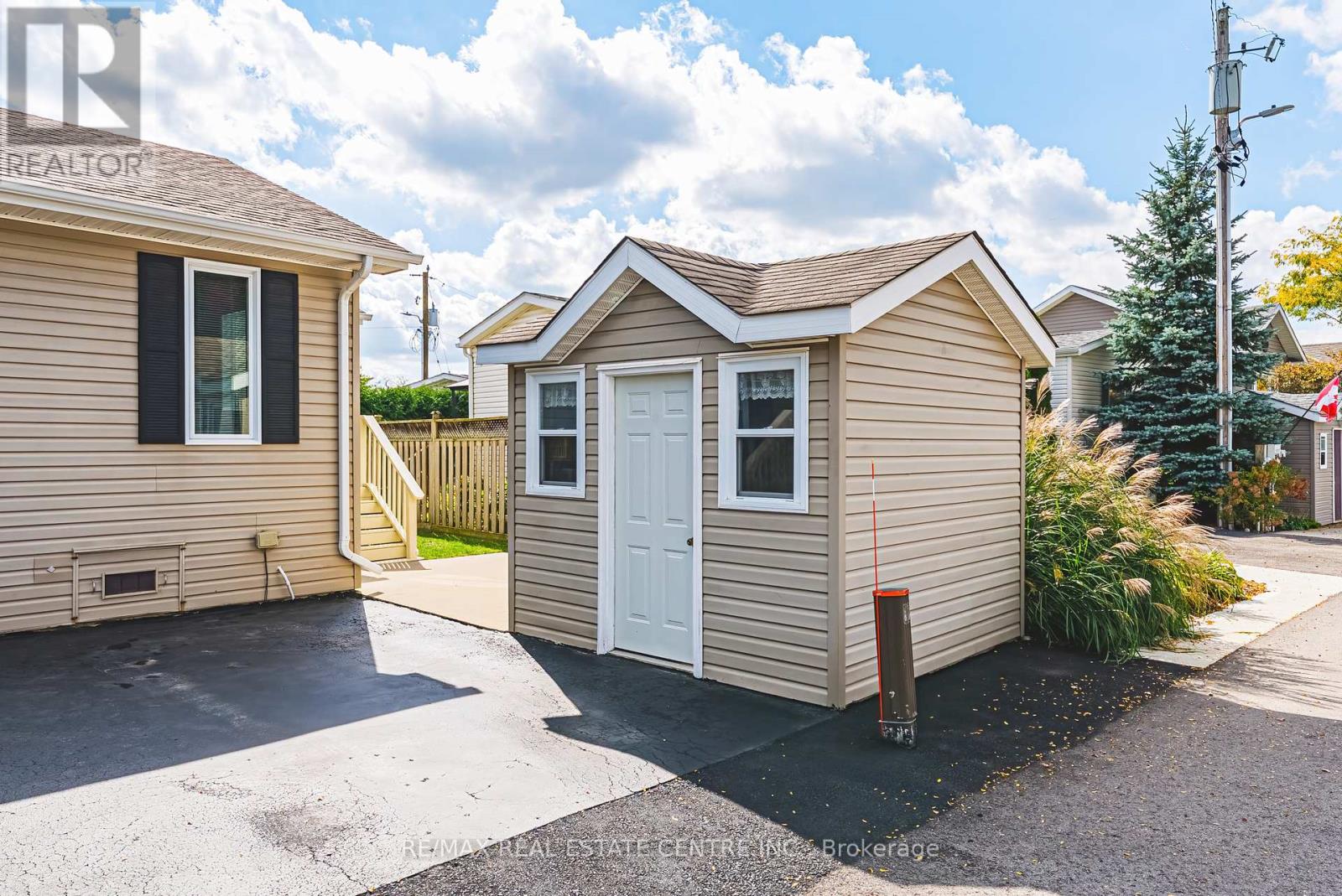 32 WATER STREET PVT STREET