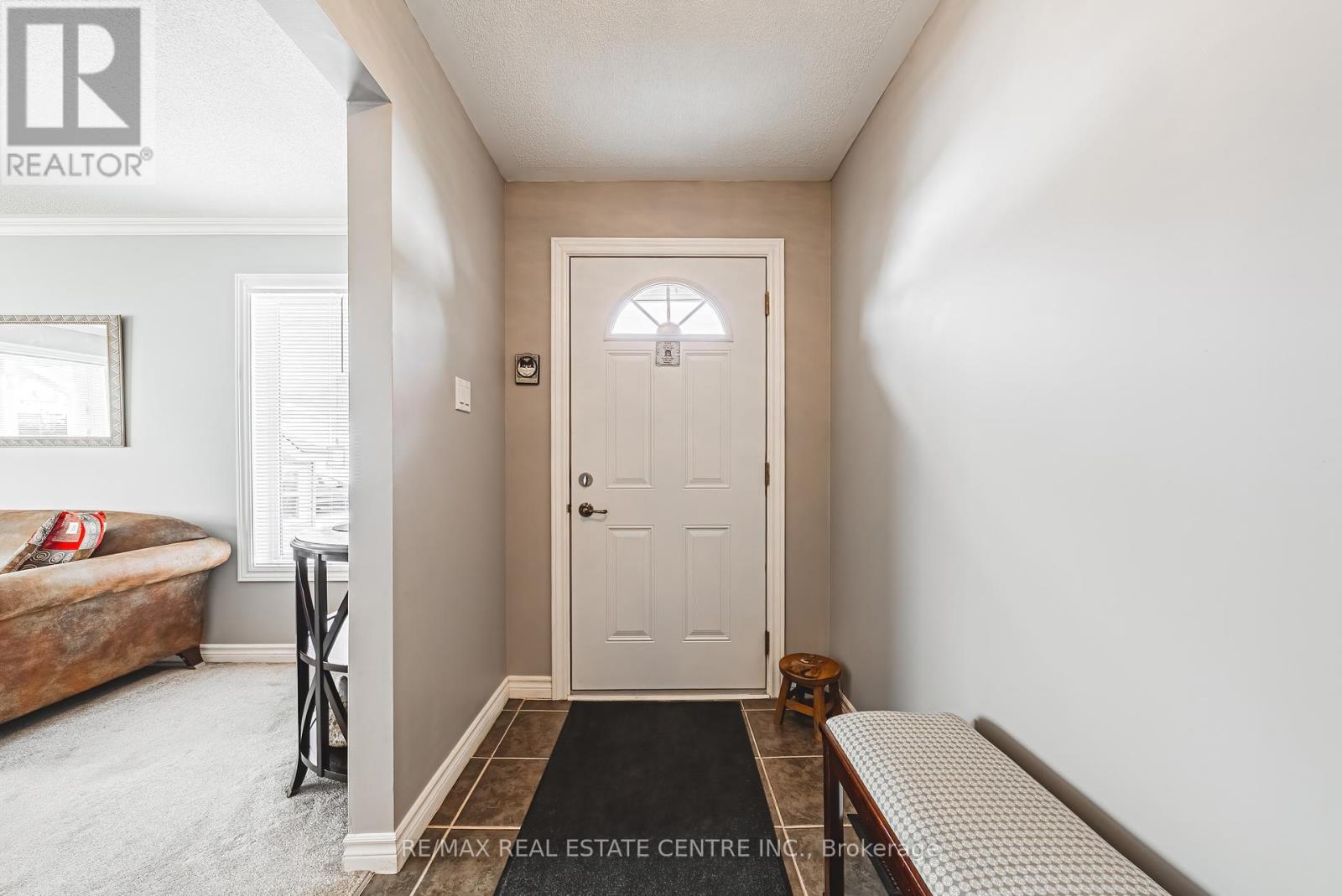 32 WATER STREET PVT STREET