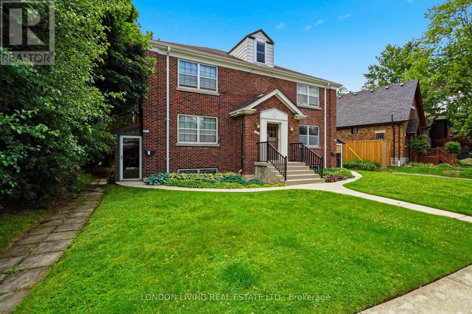 107 WINDSOR CRESCENT