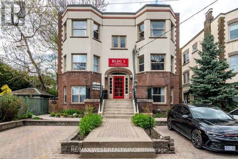 BLDG 1 - 9 HUMEWOOD DRIVE Toronto (Humewood-Cedarvale) ON M6C1C9