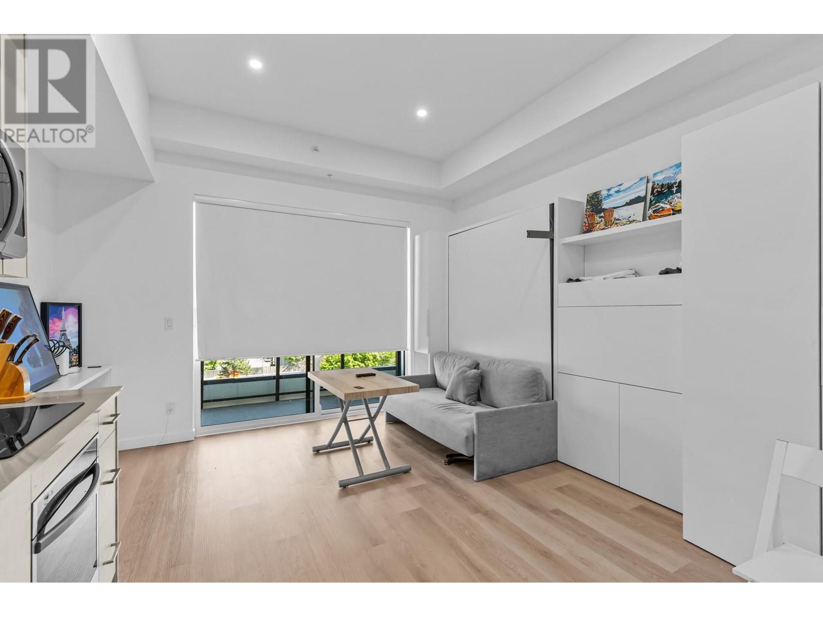 1301 Belaire Avenue Unit# 615