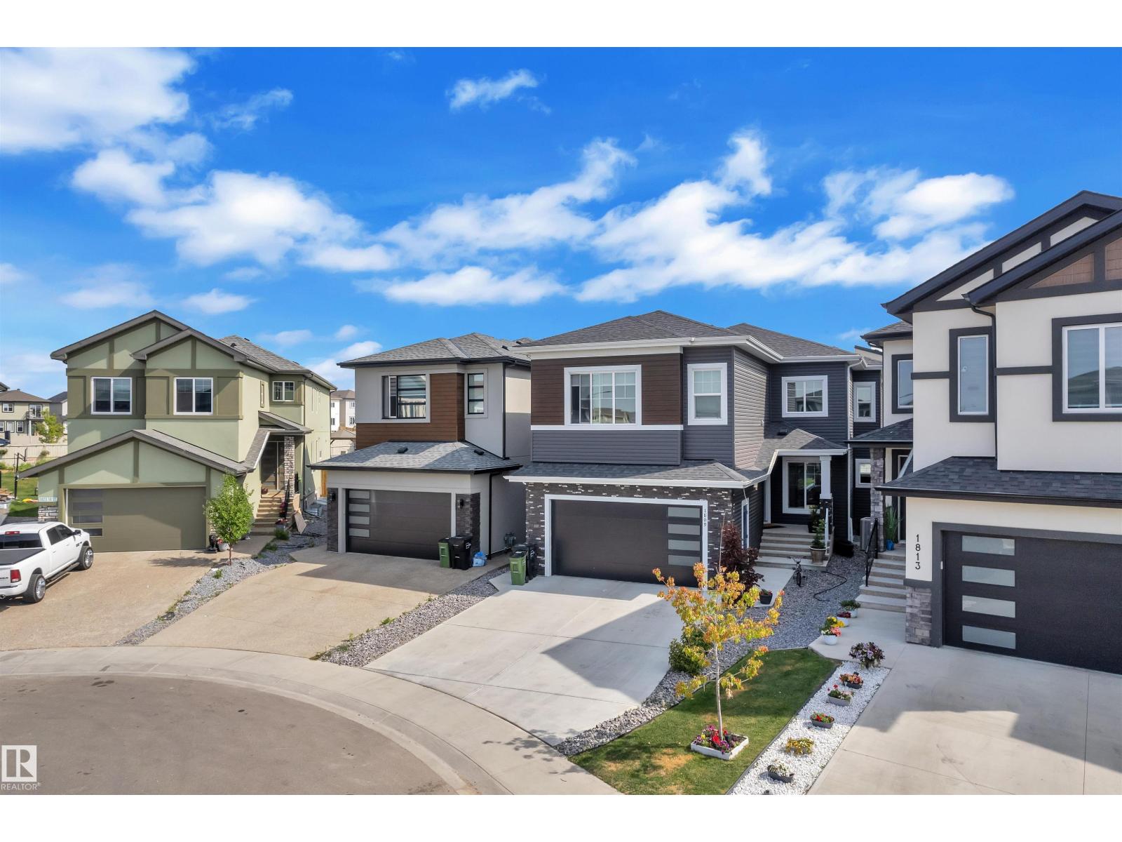 1809 18A AV NW