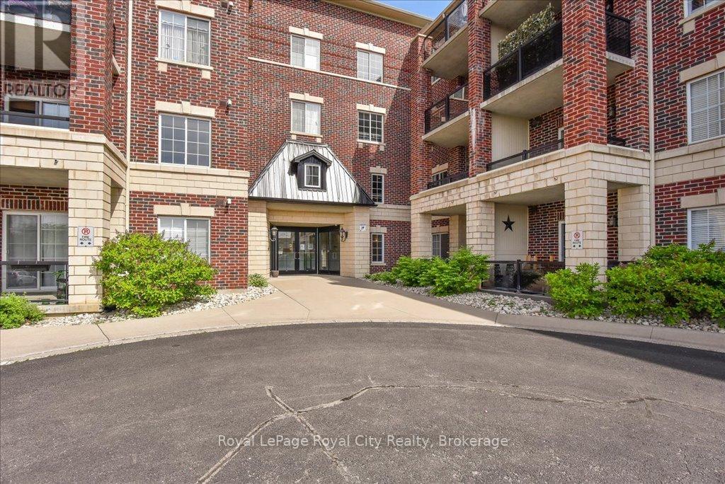 101 - 308 WATSON PARKWAY N