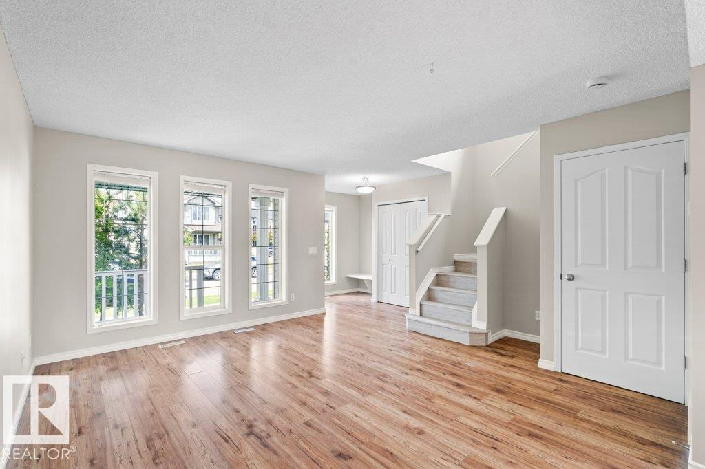 894 MCALLISTER CR SW