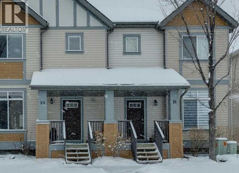 33, 300 Evanscreek Court Calgary AB T3P0B8