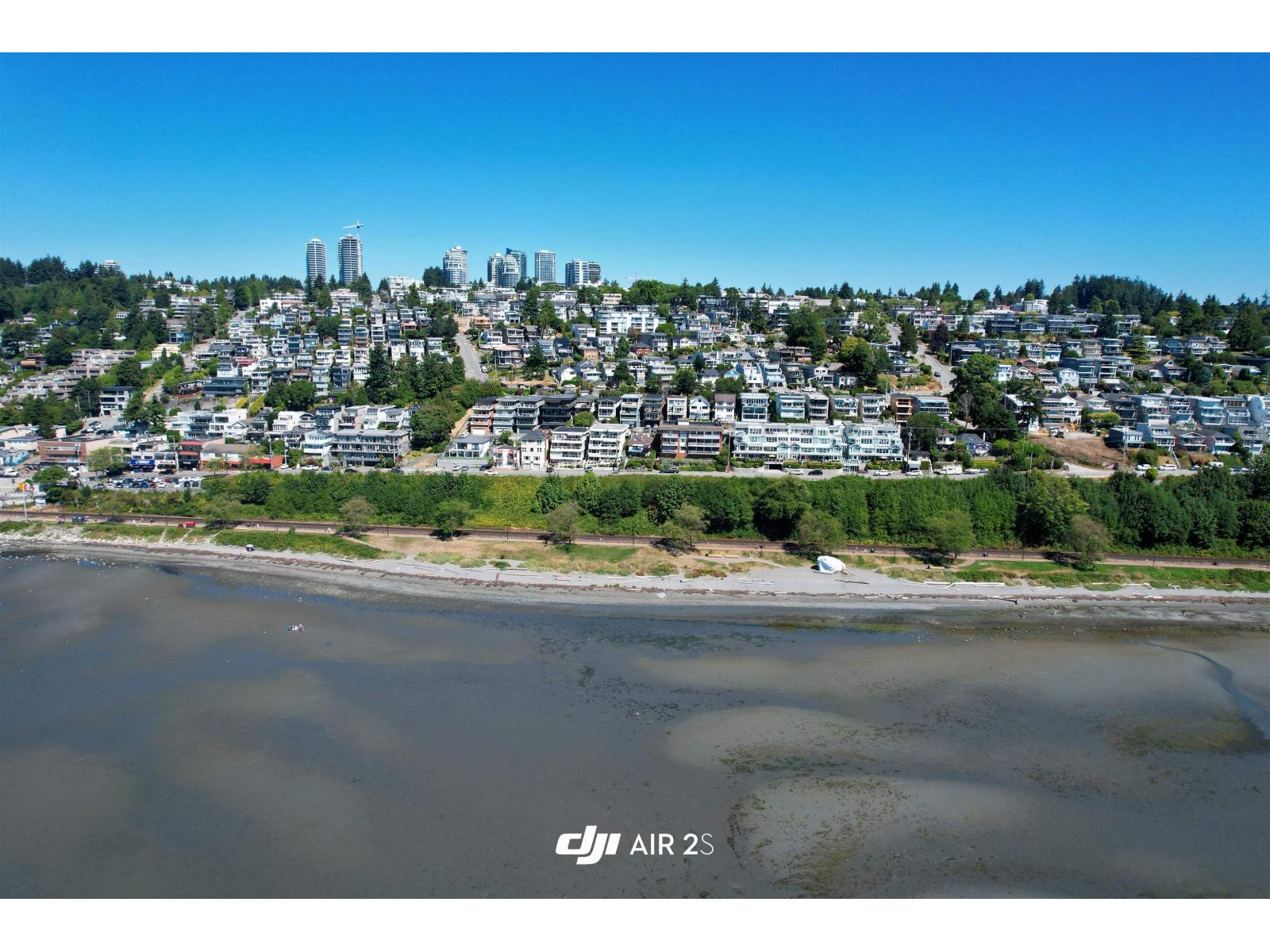 15156 VICTORIA AVENUE