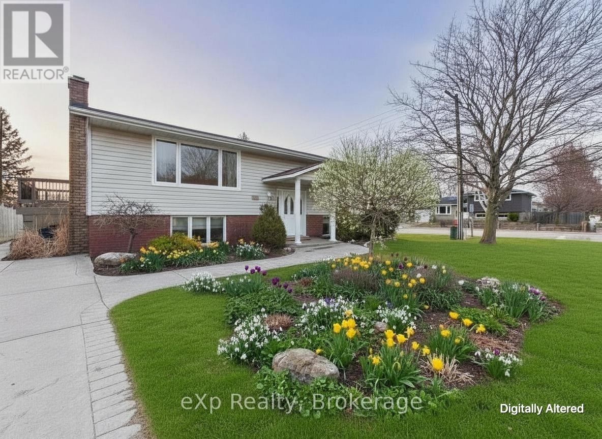 422 WELLINGTON STREET