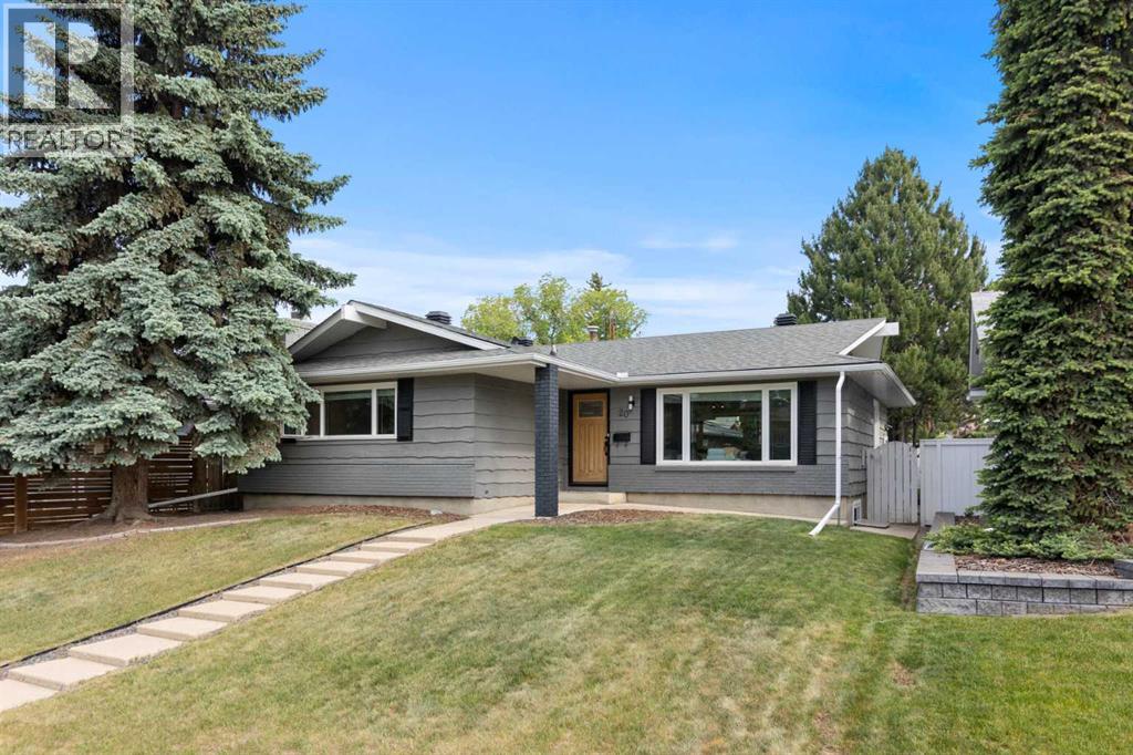 20 Mapleburn Drive SE