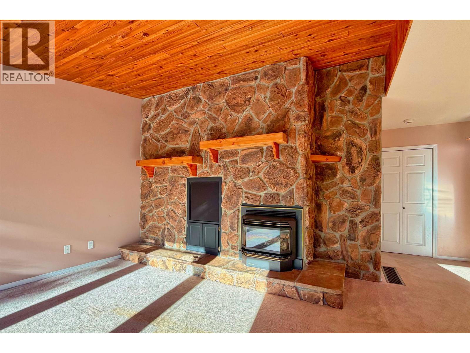 1711 MACGREGOR DRIVE