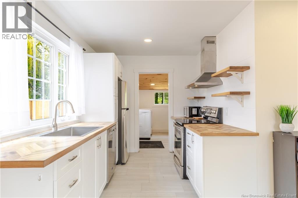 733 MacLaren Avenue - Photo 4