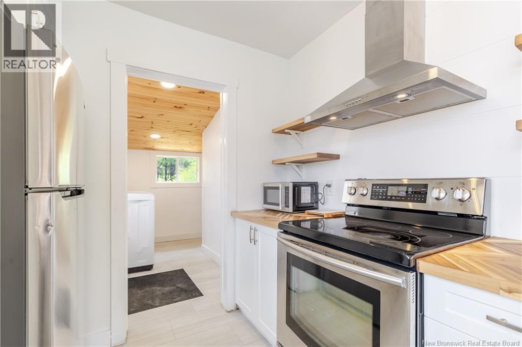 733 MacLaren Avenue - Photo 3