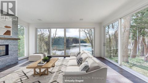 8 MACLEOD ESTATE COURT Richmond Hill (Jefferson) ON L4E0B1