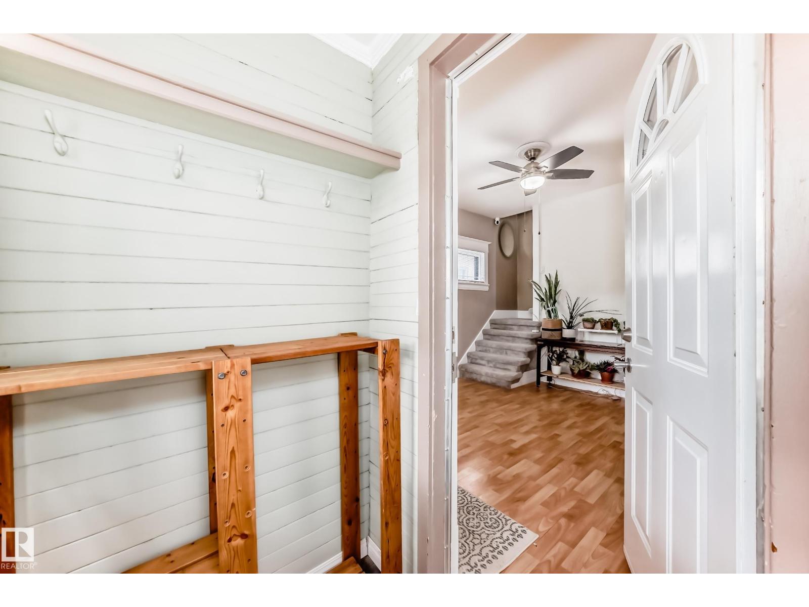 12121 64 ST NW