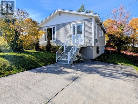 24 Second Avenue Corner Brook NF A2H2J4