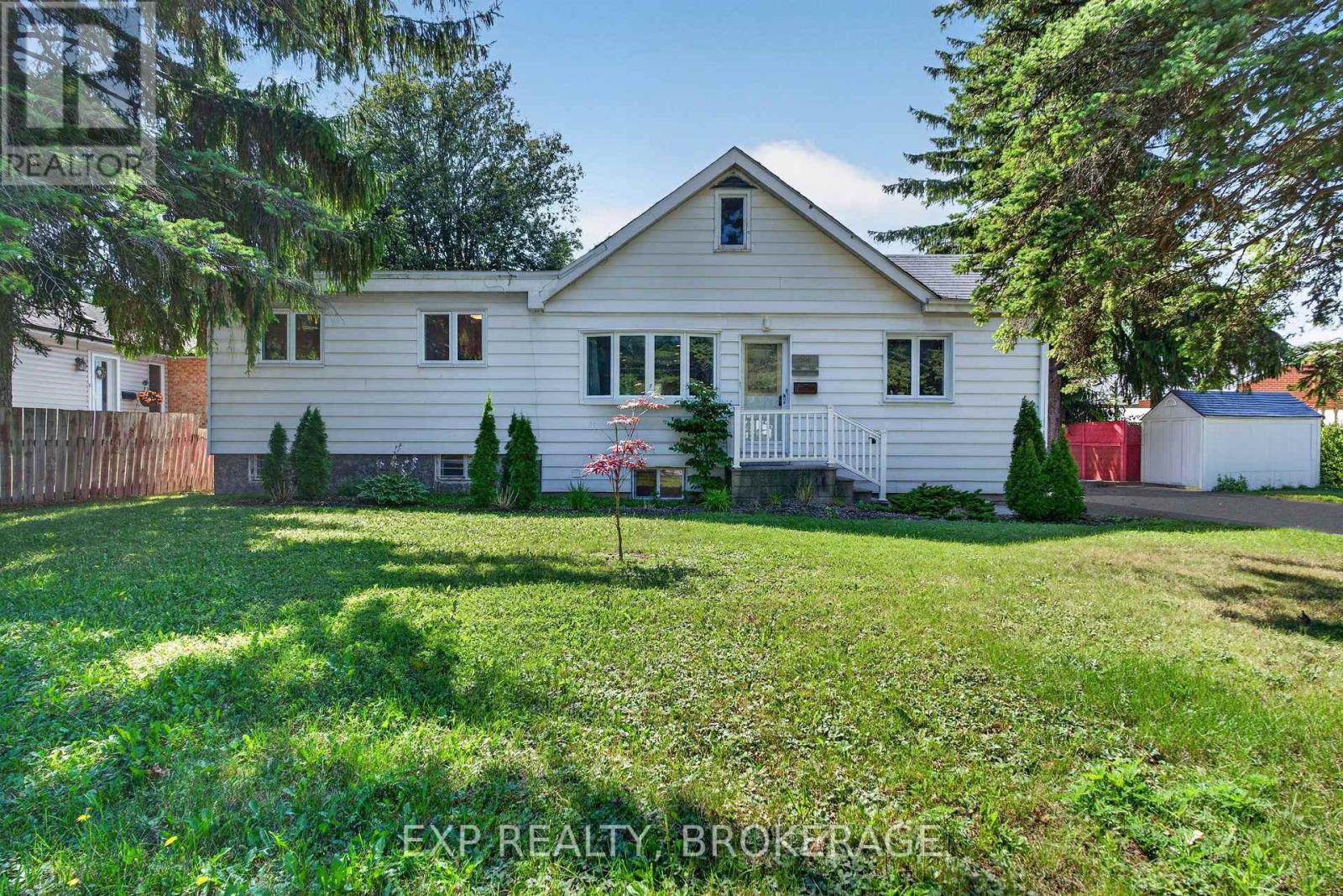 646 PORTSMOUTH AVENUE