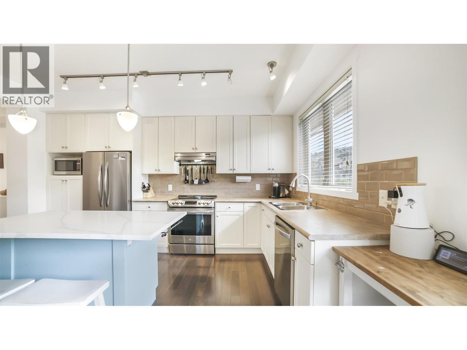 5485 South Perimeter Way