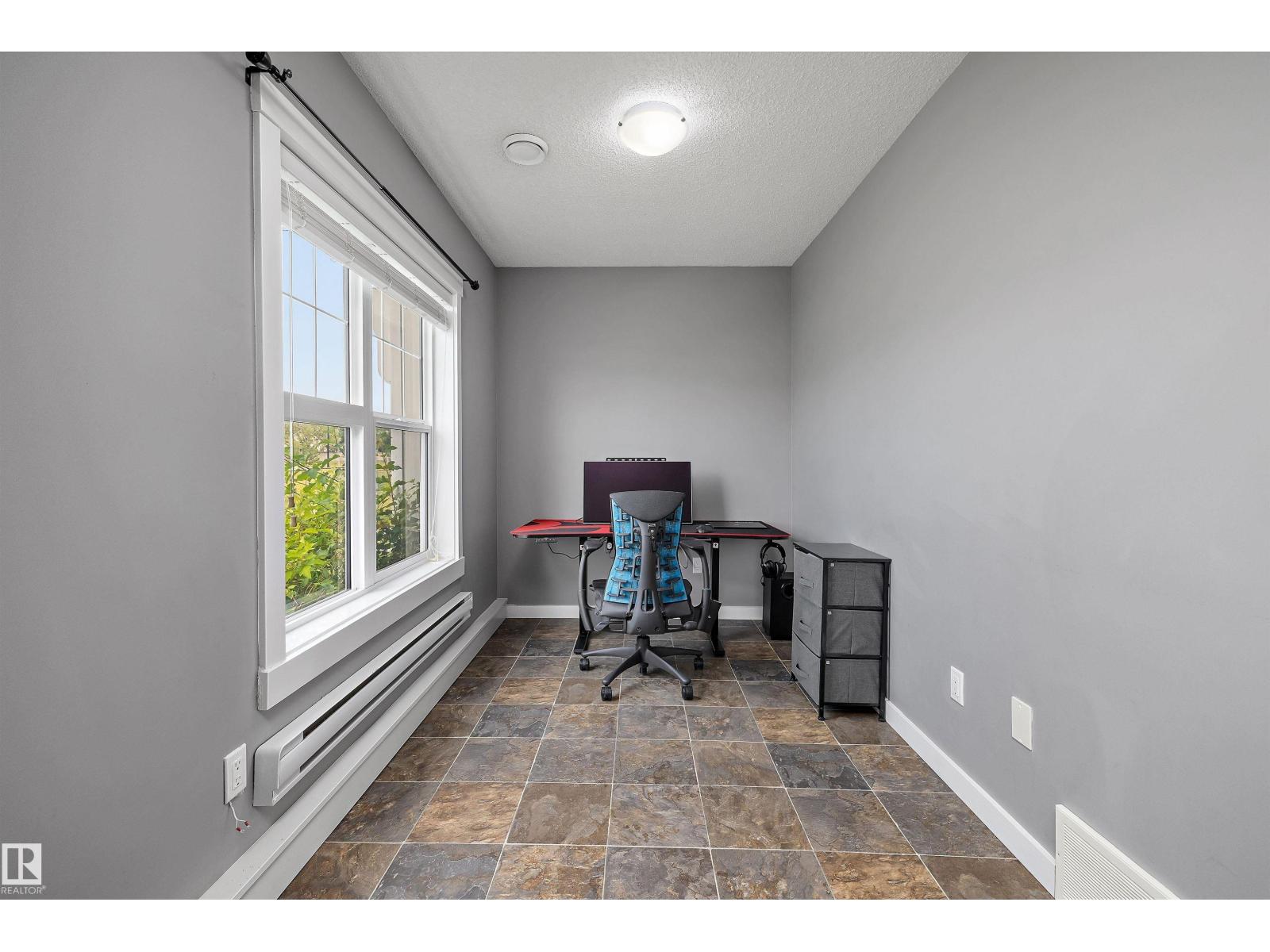 #2202 8530 94 ST