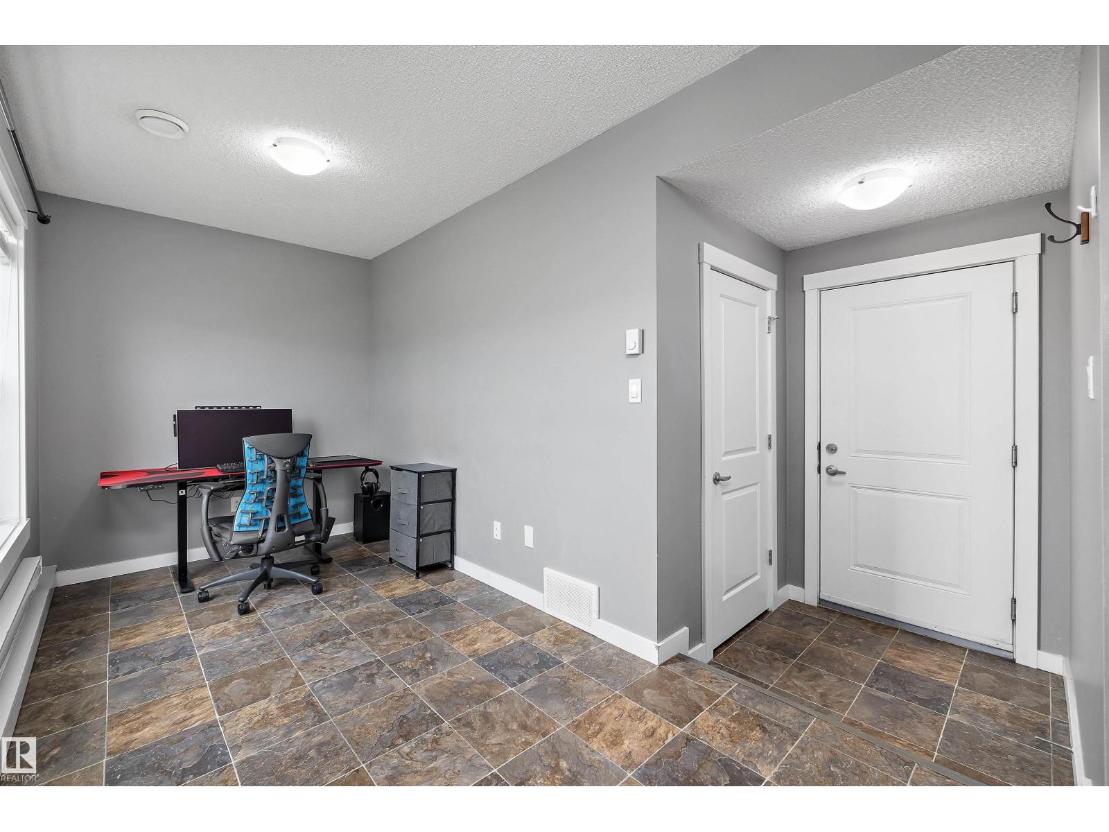 #2202 8530 94 ST