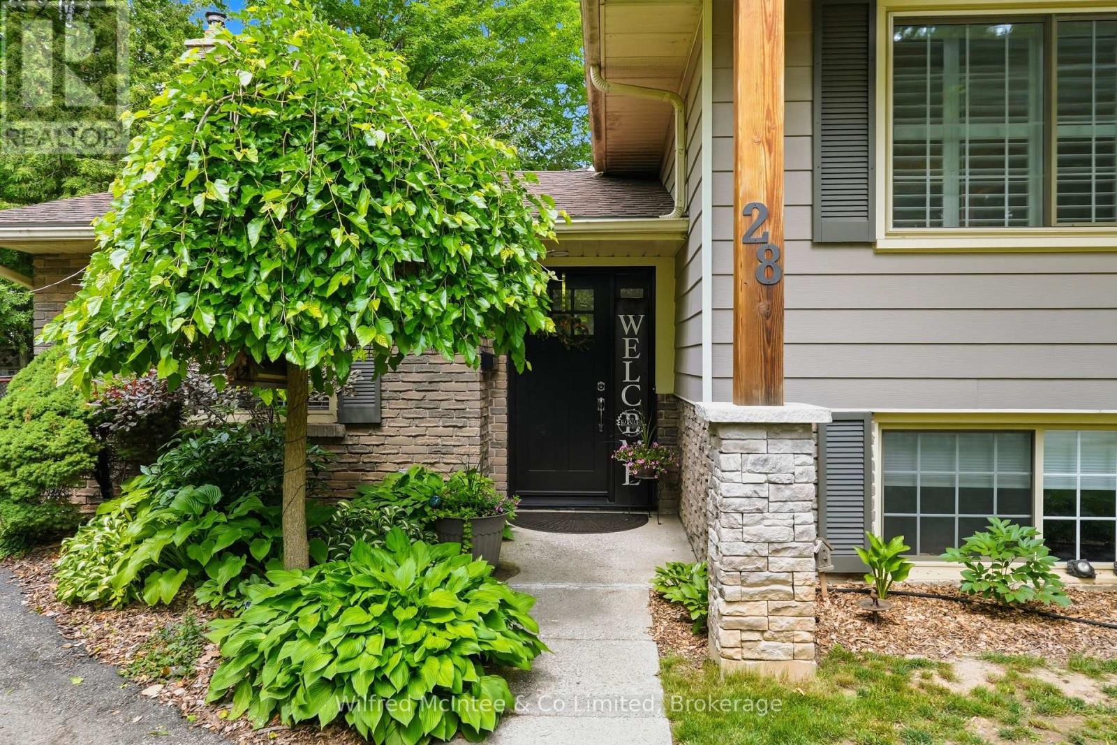 28 NUTHATCH PLACE