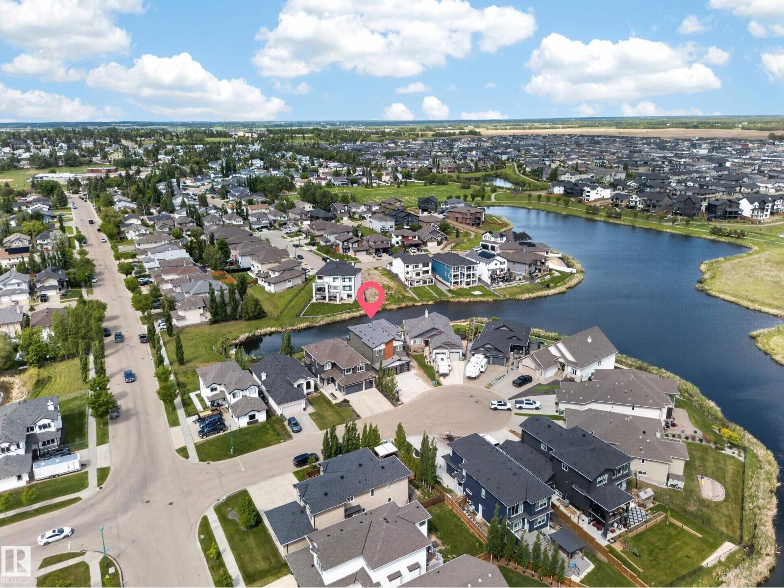92 LAKELAND CR