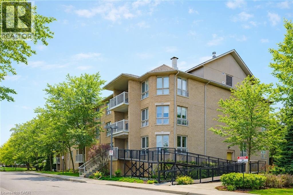 56 KERMAN Avenue Unit# 315
