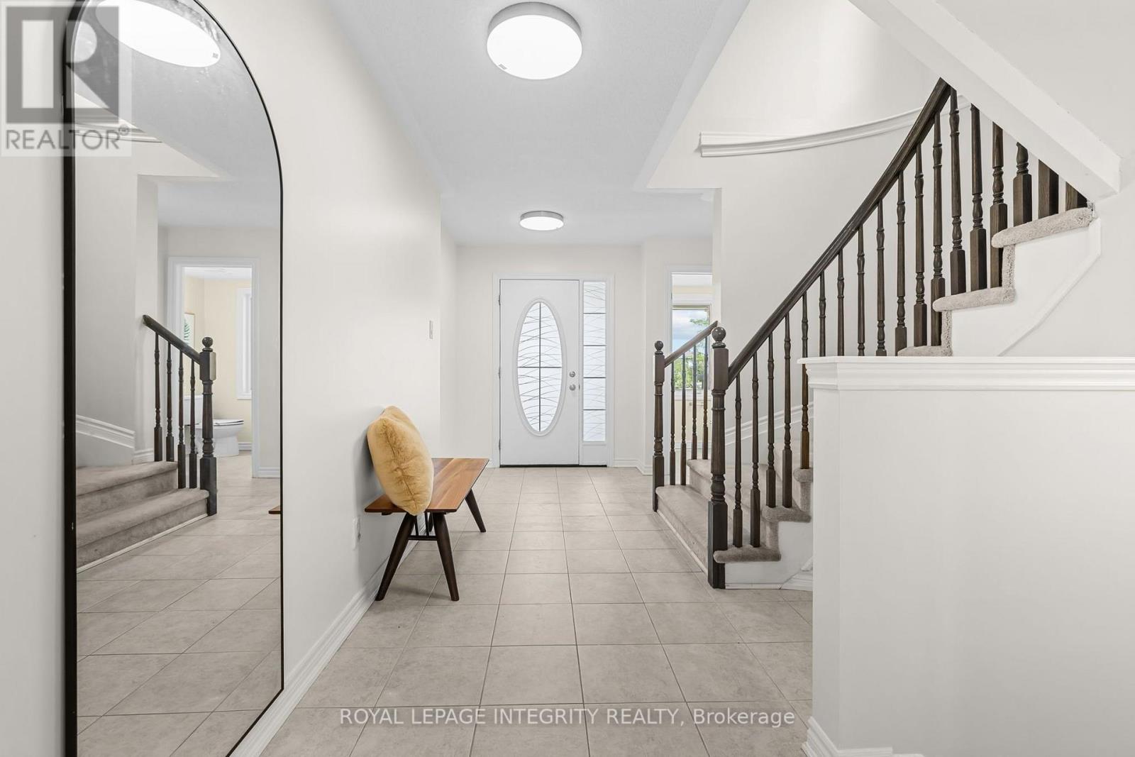1002 LABURNUM WALK