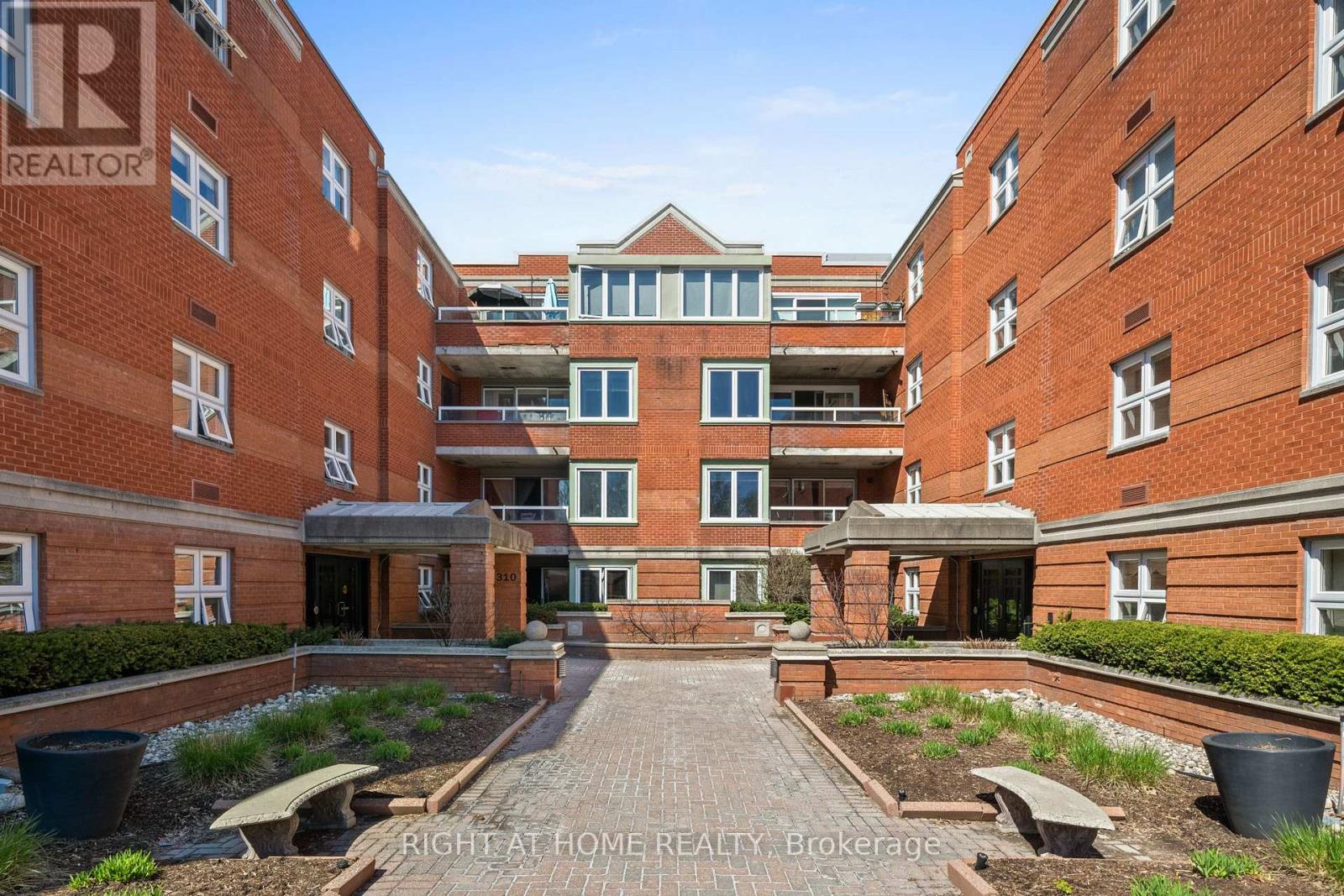 301 - 320 CRICHTON STREET N