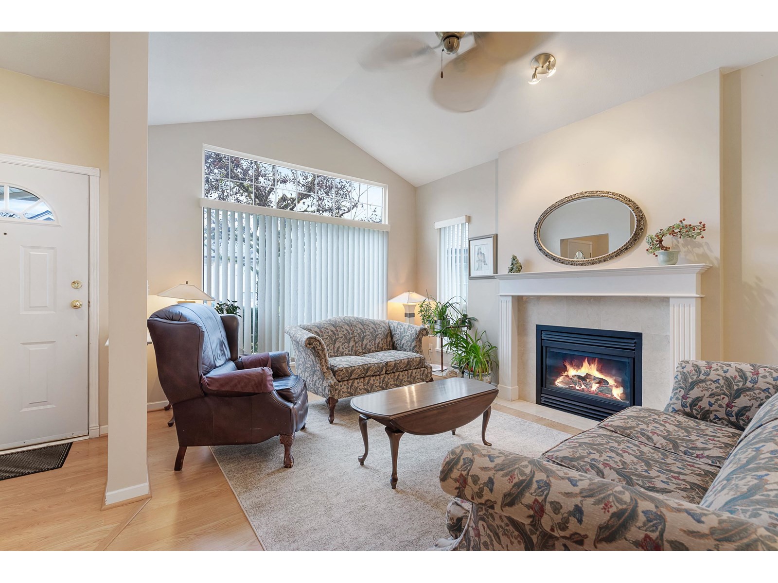 100 9025 216 STREET