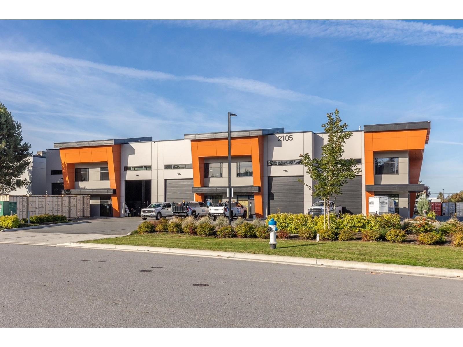 2105 CARPENTER STREET