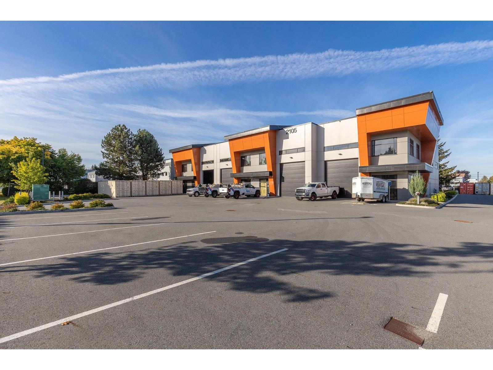 2105 CARPENTER STREET