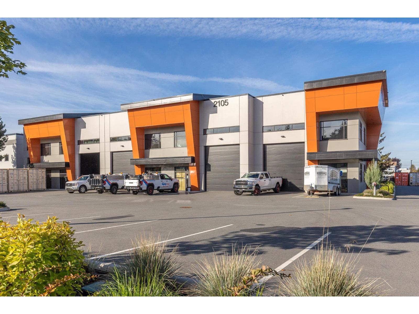 2105 CARPENTER STREET