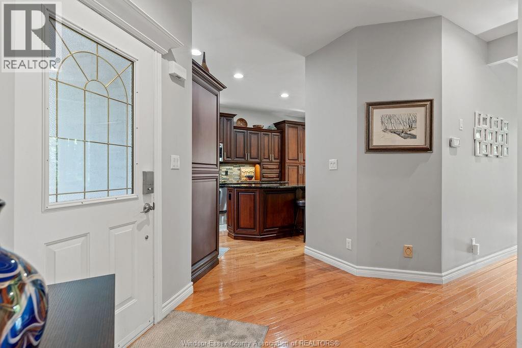 12 LAKESIDE CRESCENT