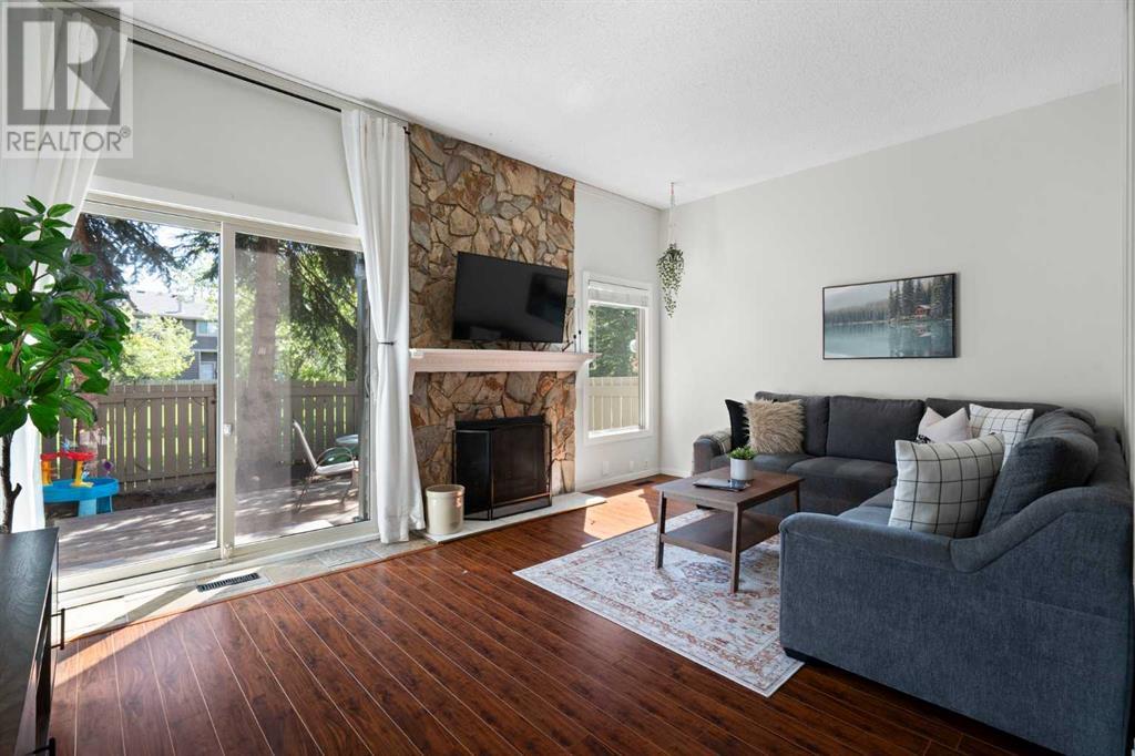 48, 99 Midpark Gardens SE