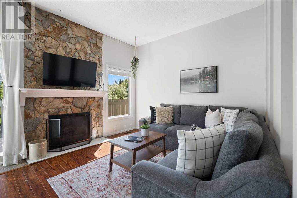 48, 99 Midpark Gardens SE