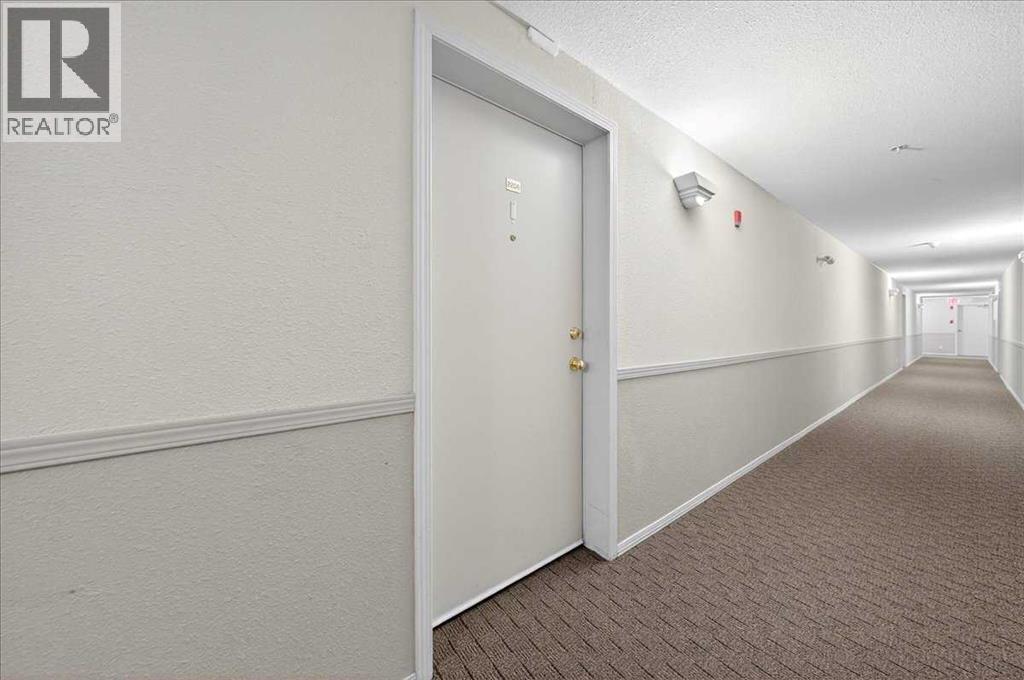 206, 2000 Citadel Meadow Point NW