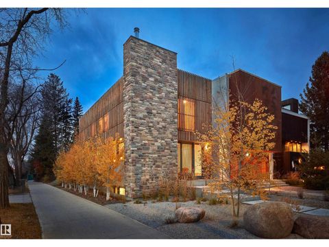 10204 130 ST NW Edmonton AB T5N1X5